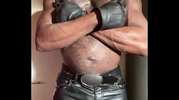 Preview: Black Muscle Fetish Nipple Workout