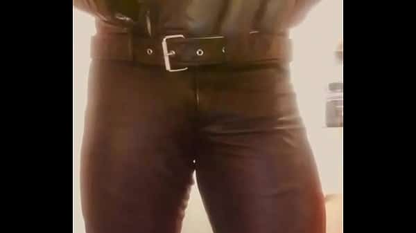 Preview Clips Black Muscle Dad Leather Flex Nipple Play