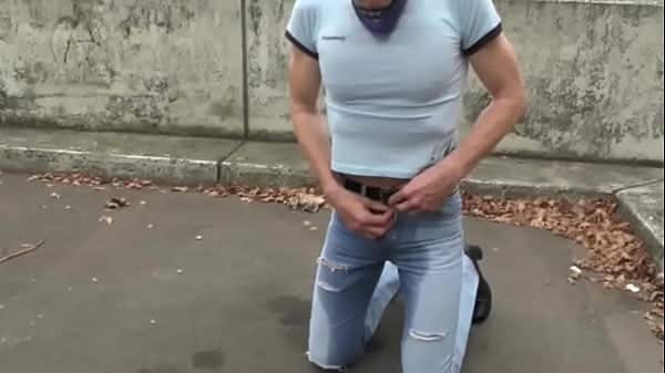 piss on me in public