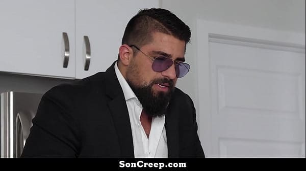 Stepdson Learning the Lesson for Fooling Around with Strangers – Soncreep