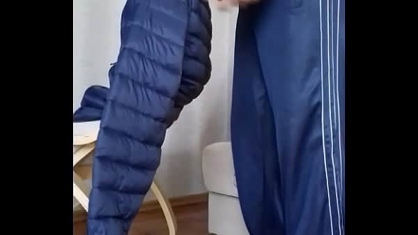 Zabawa śliską kurtką
