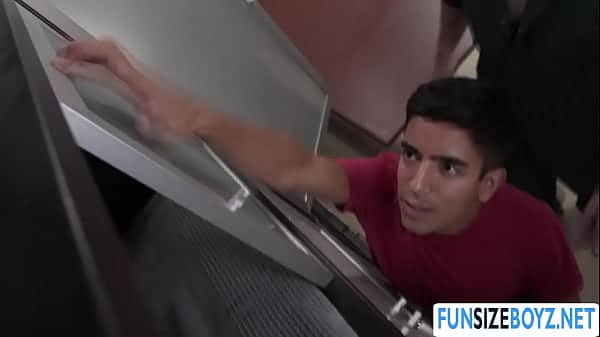 Cain Marko bareback fucks Gay Milo Miles wet ass
