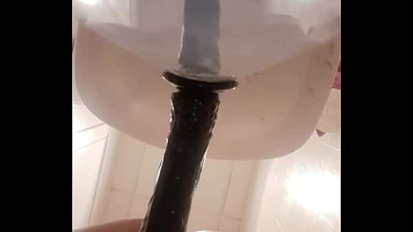 Dildo anal gay hasta el fondo