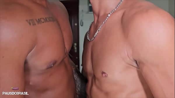 Sentando gostoso