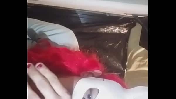 Ya sabes que hacer con esta puta asquerosa