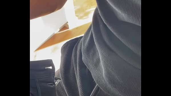 He fucks me before breakfast. PART 1