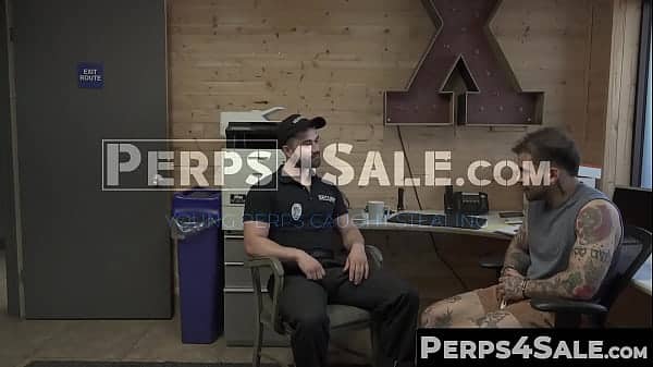 Perps4Sale.com – Jaxon Valor & Keith Foxxx & Rick Kelson – Perp Keith Foxxx devours the muscled officer and his hairy stepdads huge dicks