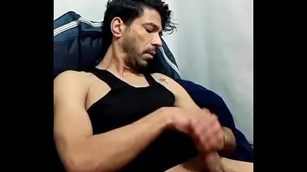 e and I love the cocks of adult men and I love sucking cocks