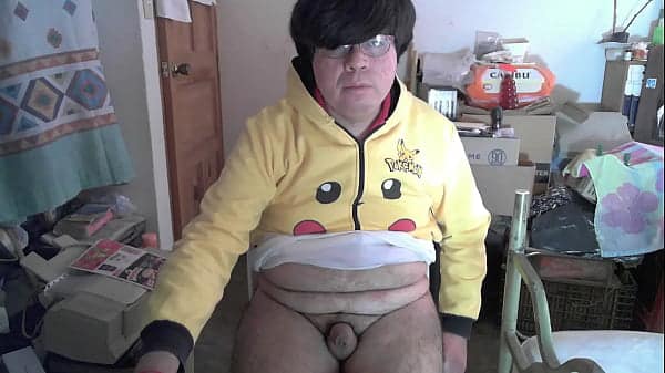 Horny otaku emo shows his tiny penis