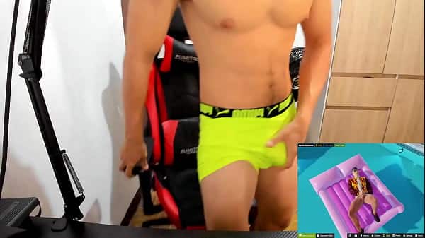 3DXCHAT me pone hot
