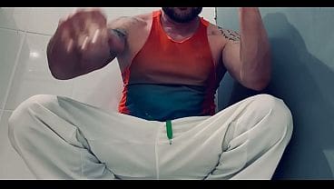 Marco Aldrete es un sexy chacal mexicano en porno gay
